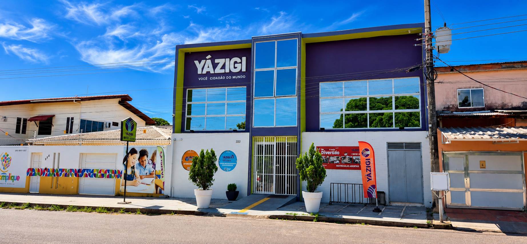 Fachada do Yázigi Macapá - vista lateral